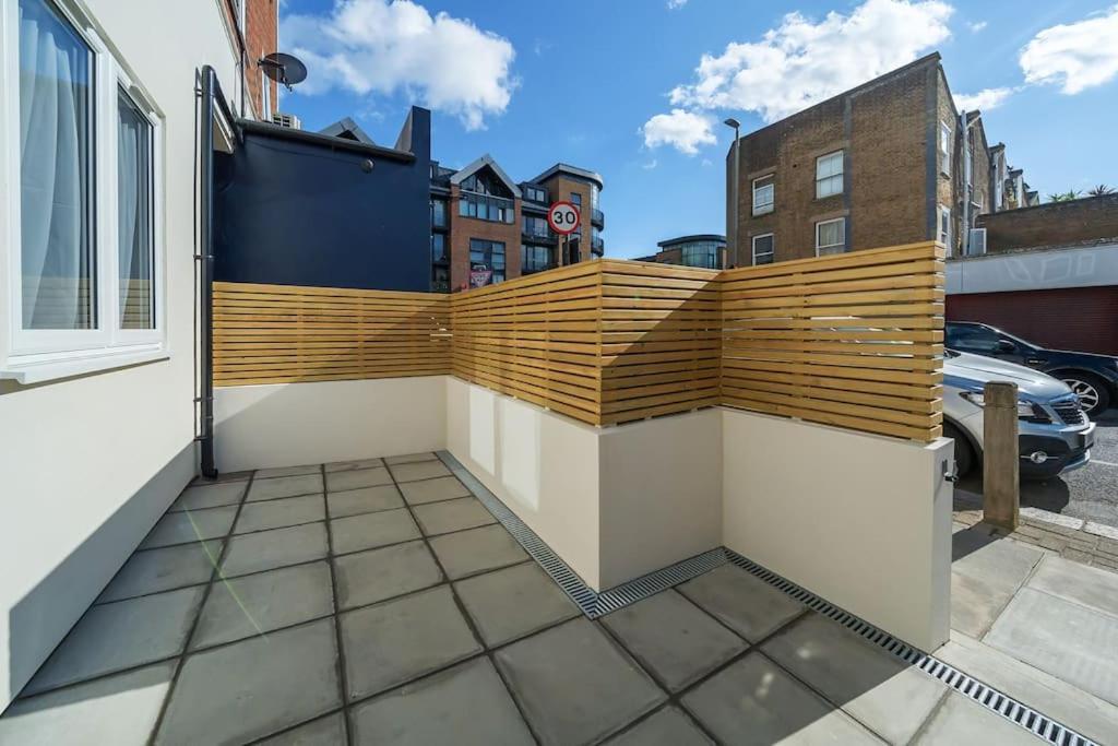 The Solo Haven 20 Min To Central Londres Extérieur photo